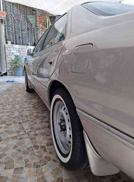 السلام عليكم  ويلات فلاونزه حجم ١٥ للبيع مع زوج تاير استخدام اقل من شهر خط ابيض للبيع السعر ٢٢٥ شرط لا عواج ولا خياس مصبوغات حراري درجه اوالي المكان ديوانية للتواصل خاص او على الرقم ***********
