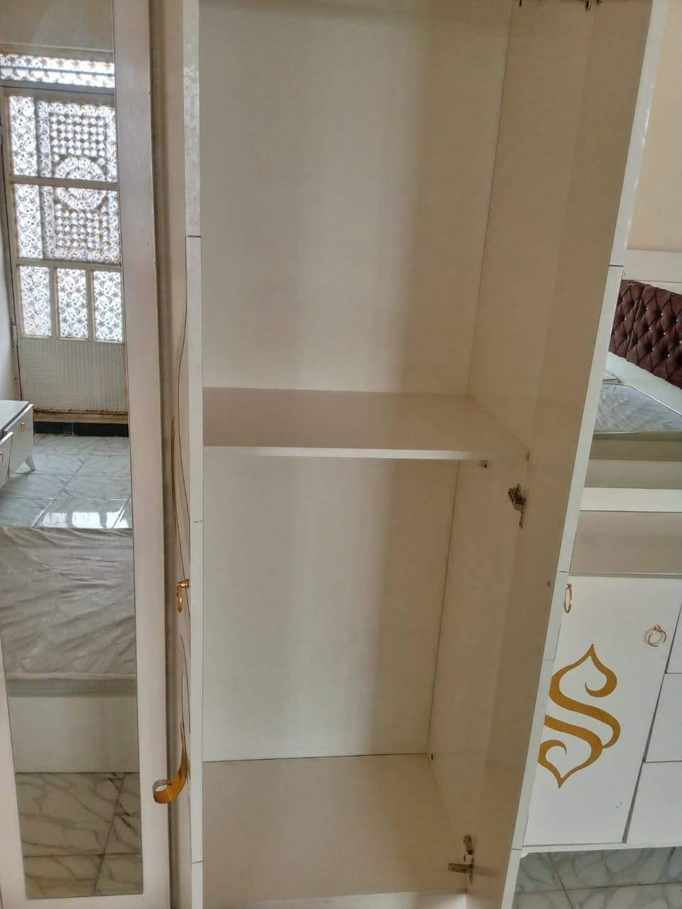 غرفه شبابيه جديده مع اربعه جرابي للبيع


**إذا كنت صاحب هذا الإعلان وتريد حذفه لأي سبب، رجاءا أرسل رسالة إلى الدعم الفني**