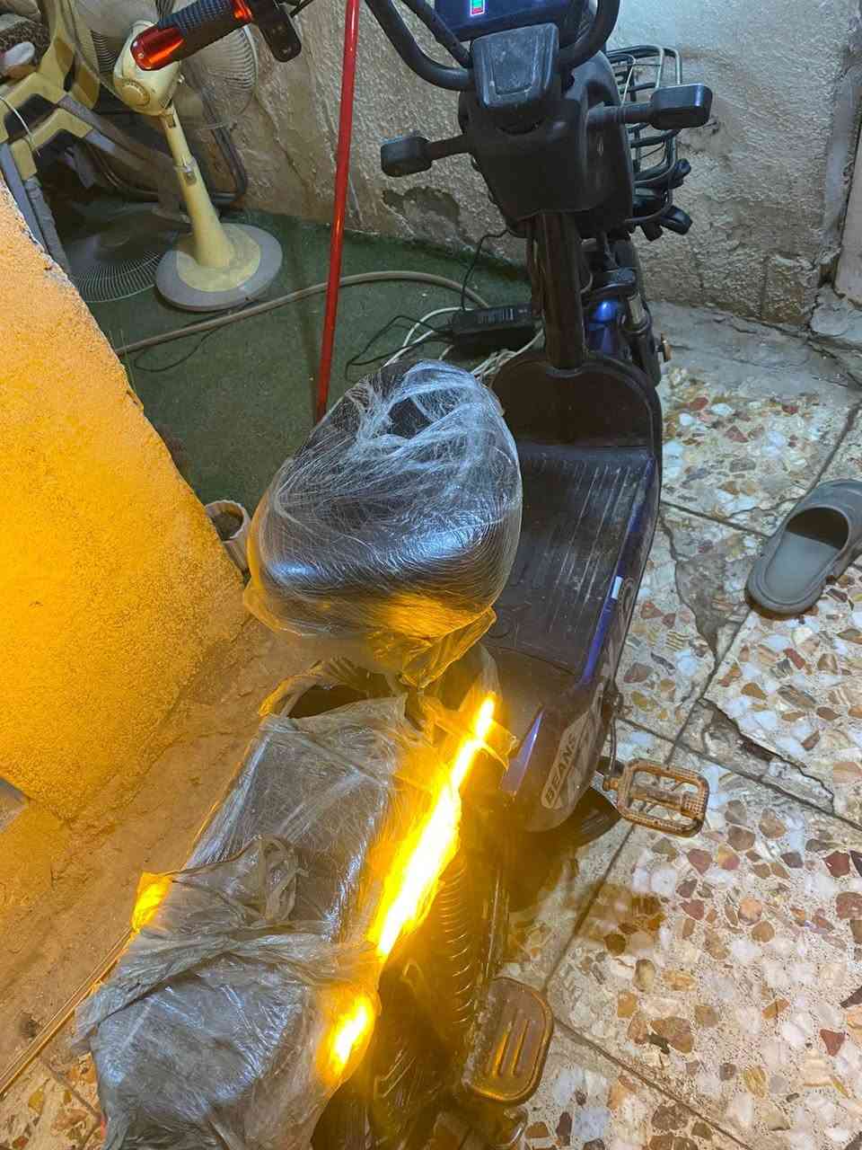 يا الله السلام عليكم دراجة شحن للبيع بعدهة جديدة استخدام شهر ونص فقط السعر 350 مكاني بغداد الغزالية ***********
