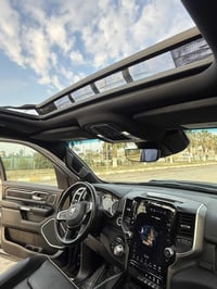 رام V8 • ٢٠٢٣ • مفول مواصفات