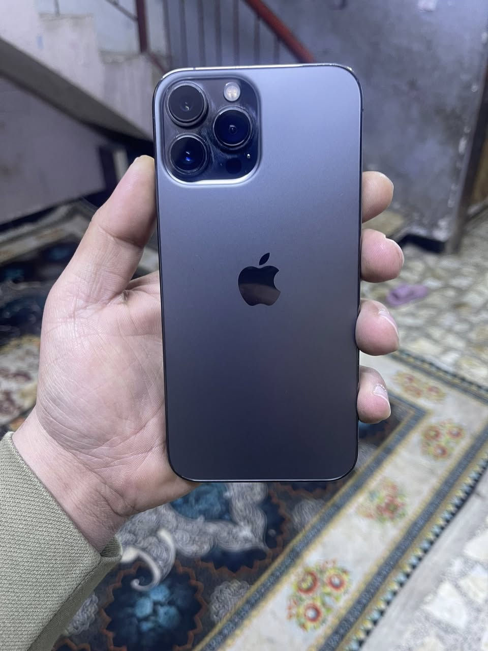 لسلام عليكم  أيفون 13بروماكس للبيع بطاريه 90. ذاكره 1تيره شرق اوسط مكفول ما مفتوح جديد للاستفسار ***********
