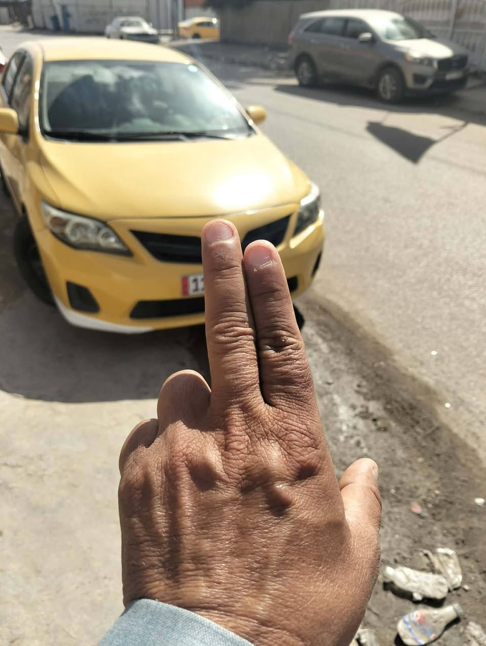 السلام عليكم2013كورلا بغداد انكليزي مكينة وكير وتخم تاير تبريد ممتاز سيارة جاهزة السعر 113مكاني بغداد شارع فلسطين ***********
