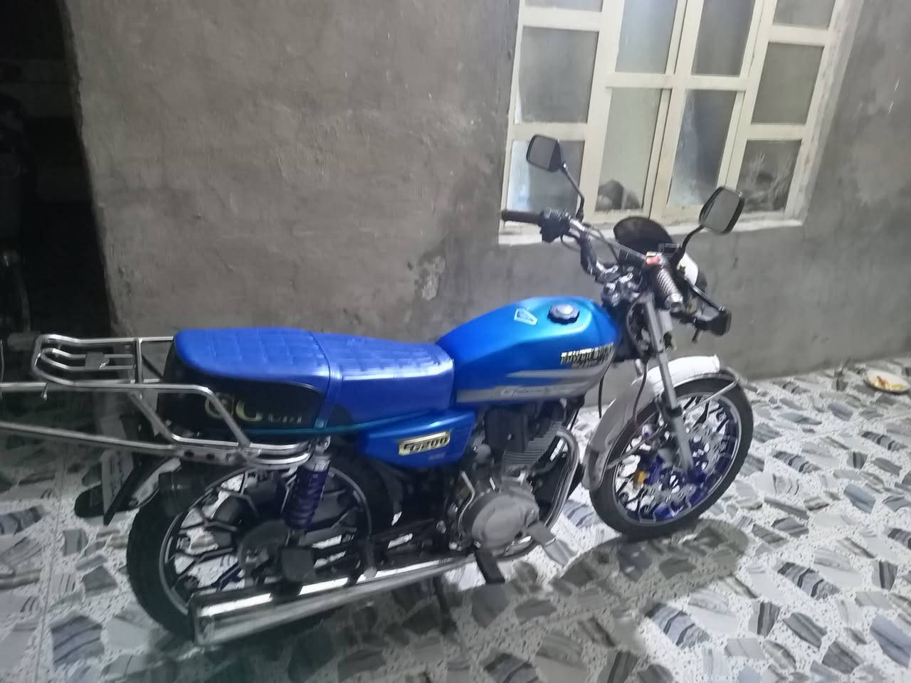 السلام عليكم دراجه جراني موديل 25 رمادي شارع 20  ***********
