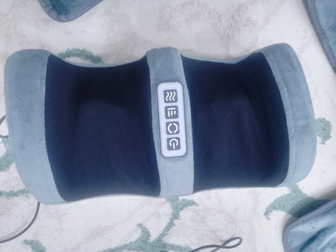 دلاكه طبيه اصليه مابيها نقص جديد غير مستخدم تدليك عام للجسم أقدام ركب ارداف ظهر رقبه أي استفسار اتصل على رقم 
***********
يوجد توصيل لجميع المحافظات
