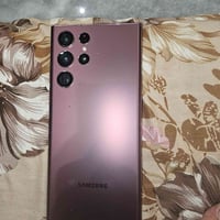للبيع Galaxy S22 Ultra مكفول من كلشي فقط بشاشه يم لكامره وكع من عندي و...
