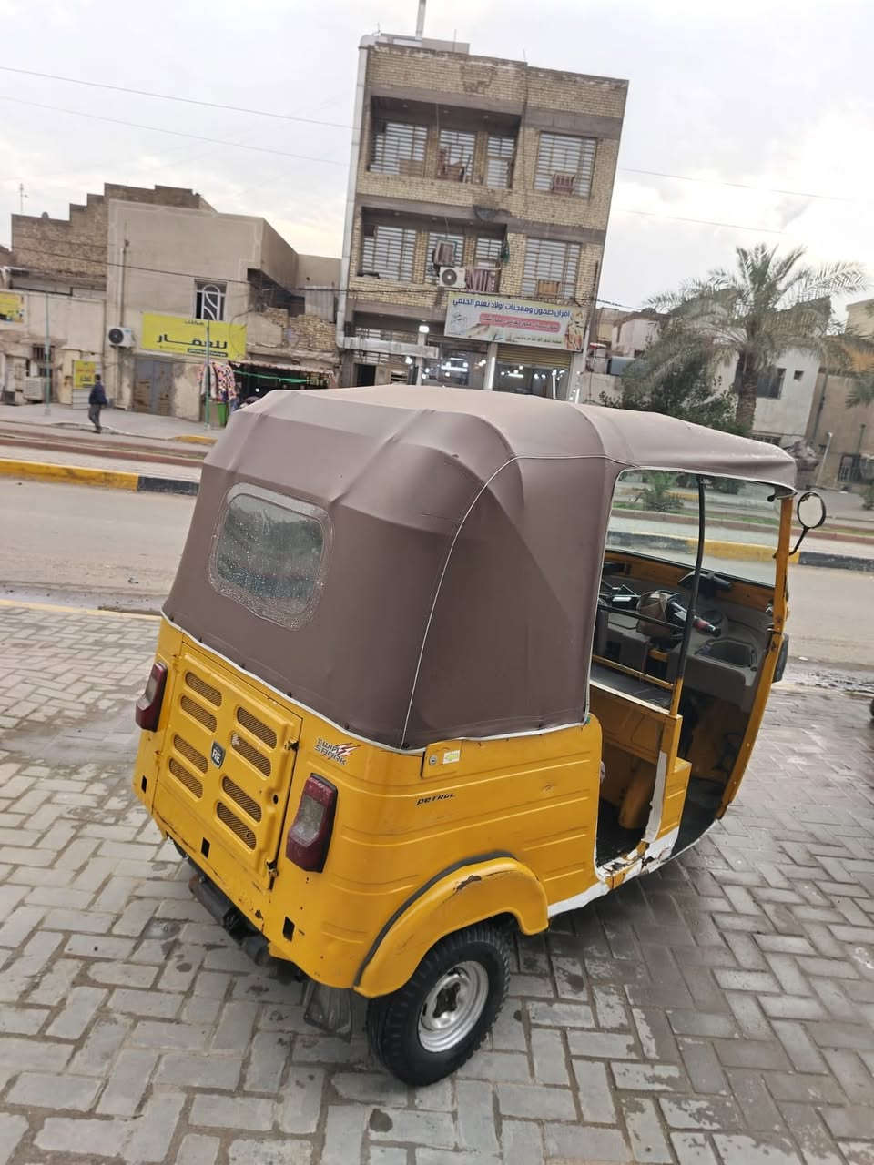 السلام عليكم تكتك مديل 2019 شهر 8مرقمة وجاهزة تحويل ثاني تكتك بلادية مكفولة من صبغ وضربة وبيها خياسات بدوسة مكاني مدينة الصدر قطاع 4 رقمي *********** بس واتساب
