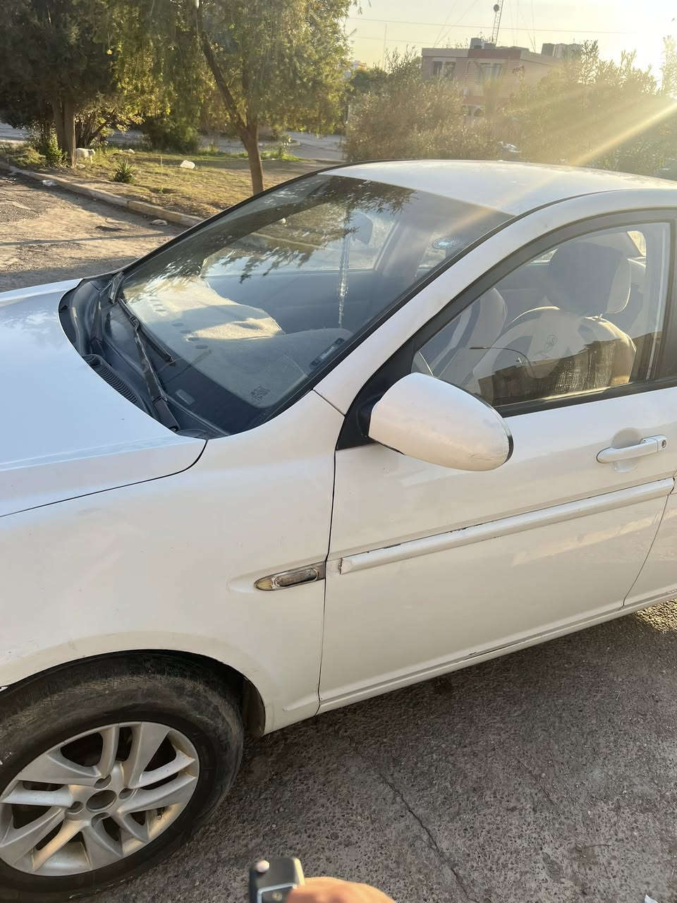 للبيع او مراوس فول عادي محرك ١٤٠٠ بيها جاملغ مصبوغ والثاني مرشوش سيارة جاهزة بس تشغل وتمشي ***********
***********بي واتساب
