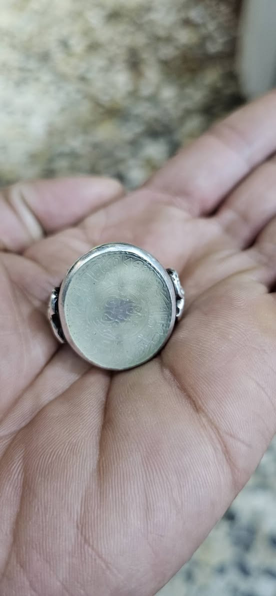 سلام عليكم محبس يماني قديم سعر خاص بغداد ***********

