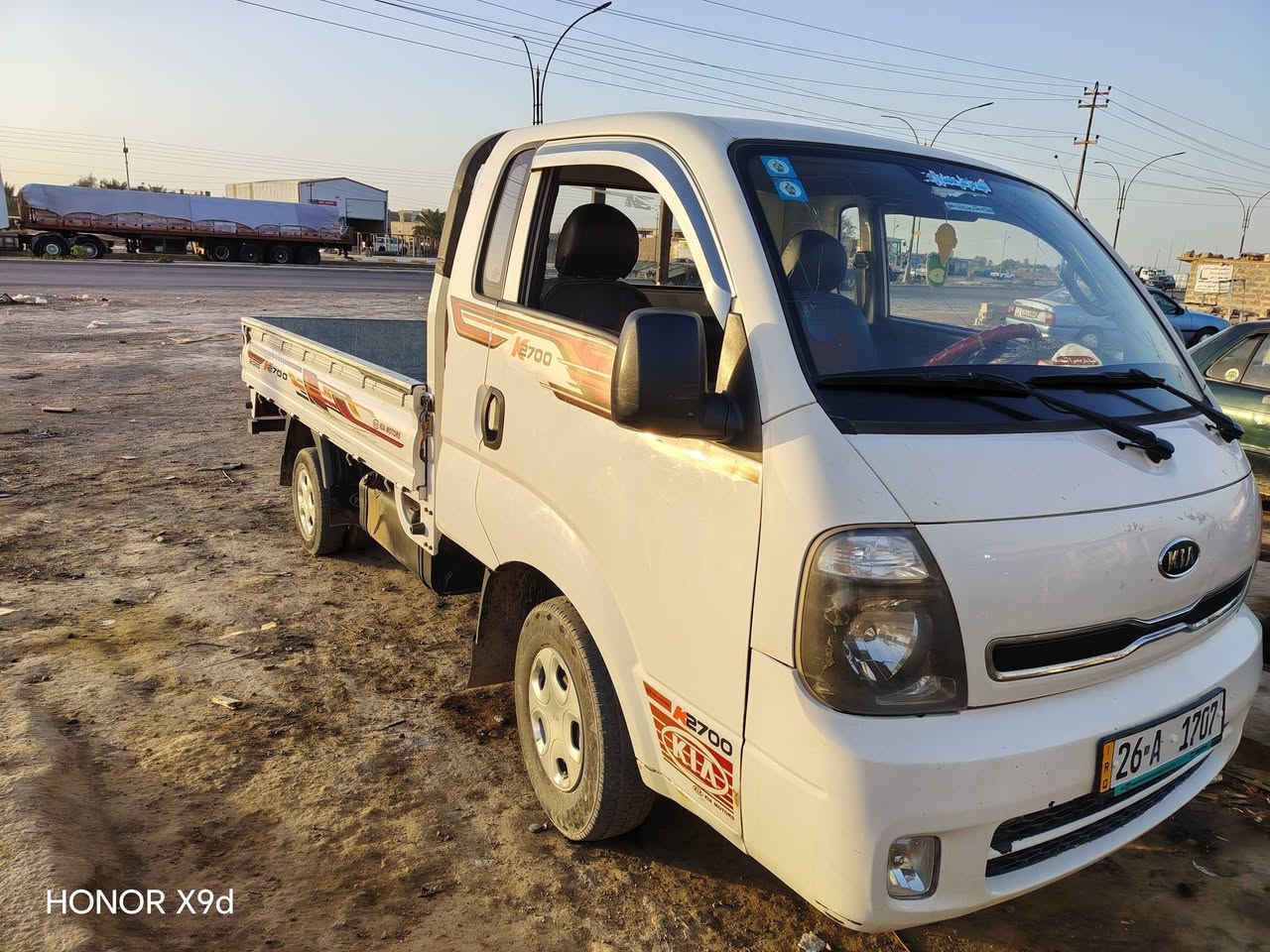 كيا حمل 2013 قمارة بدون صبغ
شاصي كفالة محرك كفالة رقم صلاح الدين 
مكانها ديالى ناحية العظيم السيارة ب اسمي  
سنوية ل2028 السعر 115 بيها مجال ***********
