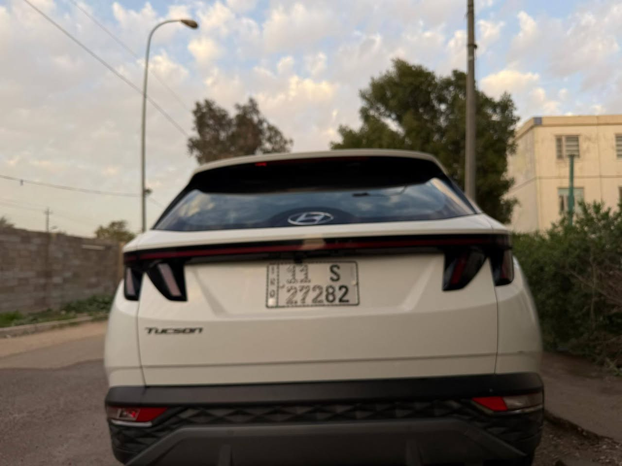 السلام عليكم توسان مديل 23 رقم بغداد  ماشيه ٤٥ الف *********** للاستفسار السعر ٢٣٠٠٠ الف  علما اني مكلف بالنشر فقط
