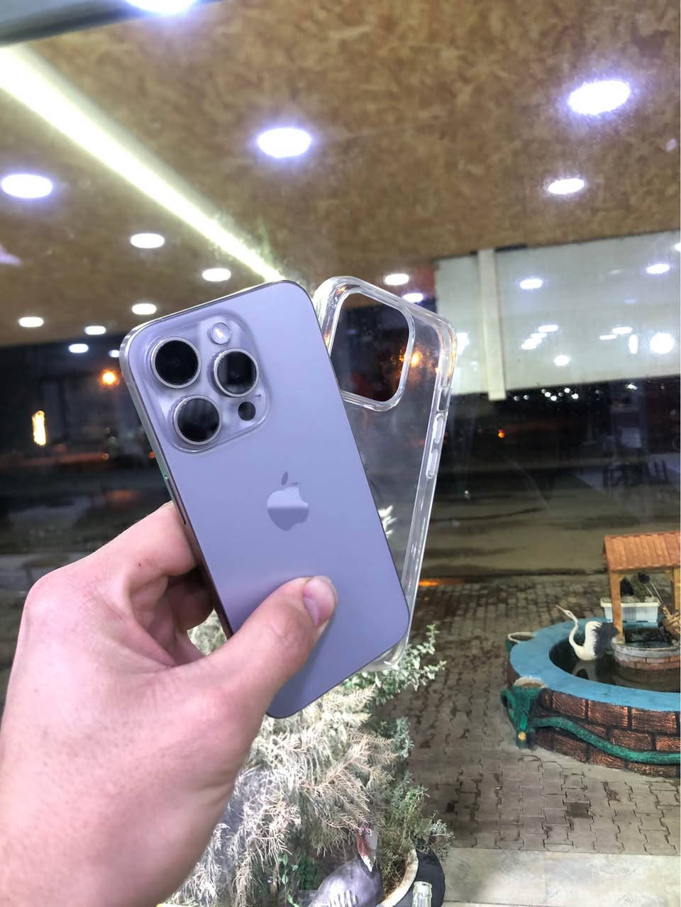 IPhone 15 pro
کامل ئەشیا کارتۆنی ئەسڵی 
زاکیرە 256
1sim 
پاتری 86 
%98 خاوێنە وردە شوختیشی نیە 
***********
واتساپ ڤایبەر السليمانية, العراق
