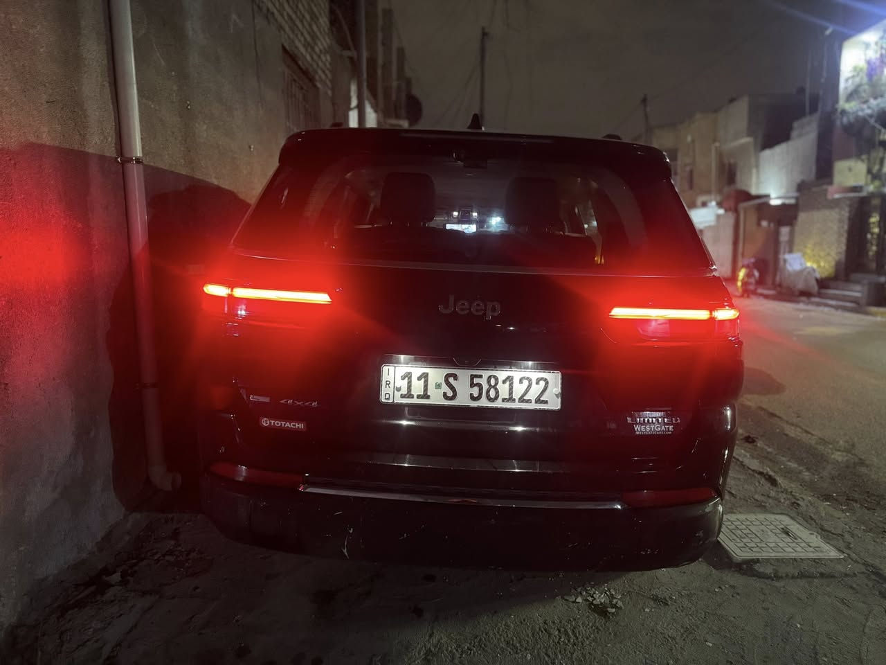 سلام عليكم جيب موديل ٢١ فول عدة لفتحة سقف 7 راكب وصور الحادث وصور سونار بلمنشور ماشية ٥٧ مايل اي ستفسار اتصار ***********
