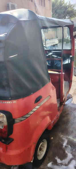 السلام عليكم شباب تكتك اوراق مديل 2017
مكان الحيانيه رقم الهاتف ***********
السعر 3250
