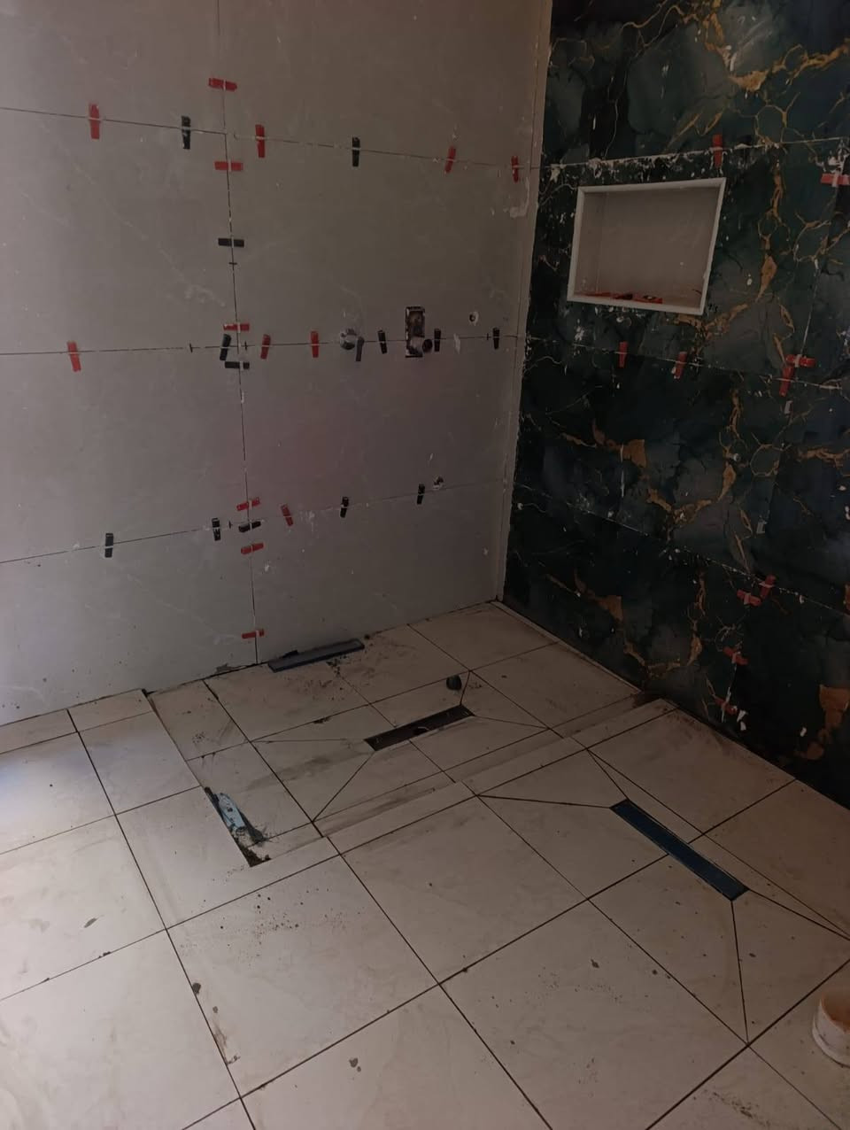 *********** عمل كافه انواع السراميك والمرمر
