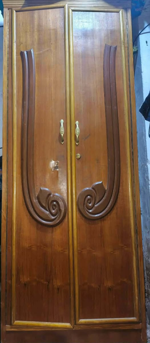 غرفه عراقي  6 قطع بيها اضرار كنتورها نضيف  اضرار مو كلش قويه 
السعر 250 وبيها مجال
بغداد جسر ديالى


**إذا كنت صاحب هذا الإعلان وتريد حذفه لأي سبب، رجاءا أرسل رسالة إلى الدعم الفني**