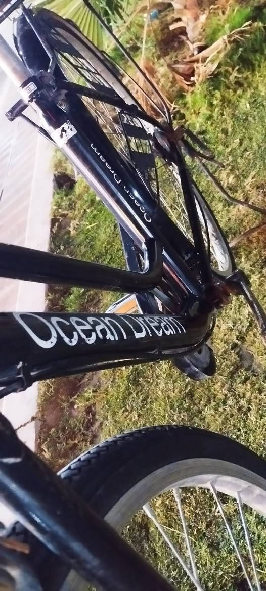 السلام عليكم 
باسكل للبيع حجم( 26 ) للبيع السعر 50 العنوان اطويريج الرجيبه الشراي يجي واتساب ‏‪0775 900 0438‬‏
