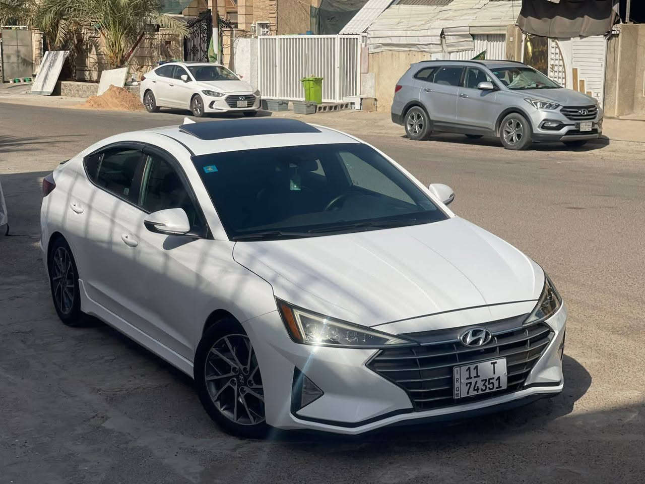 السلام عليكم
Elantra 2020 وارد امريكي 

السيارة جاهز من كل النواحي حادثها وسونارها بل منشور بدون دواخل

السيارة محركها 1600 توربو 201 hp  يعني ✈️

كير 7نمر DCT

* مواصفات 

فتحه سقف سلايت روف 

بصمه تشغيل 

بصمه أبواب 

ثلاث انضمه قياده (Normally .sport. smart)

دخول ذكي 

4عدسات +LED نهاري 

(السعر 142)
 للاستفسار 
***********
