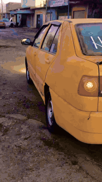 سلام عليكم شيري كوين ٢٠١١  مابيها لاصبغ ولاضرر شرط محرك كير الوكلا وتحويل سياره بسمي سنوية جديده هزه جديده بيها كربون بانزين ورقي تبريد وتفيه شرط كهربائي كل شرط السعر ٣٣ العنوان موصل جانب اليمن الهرمات رقم ***********
