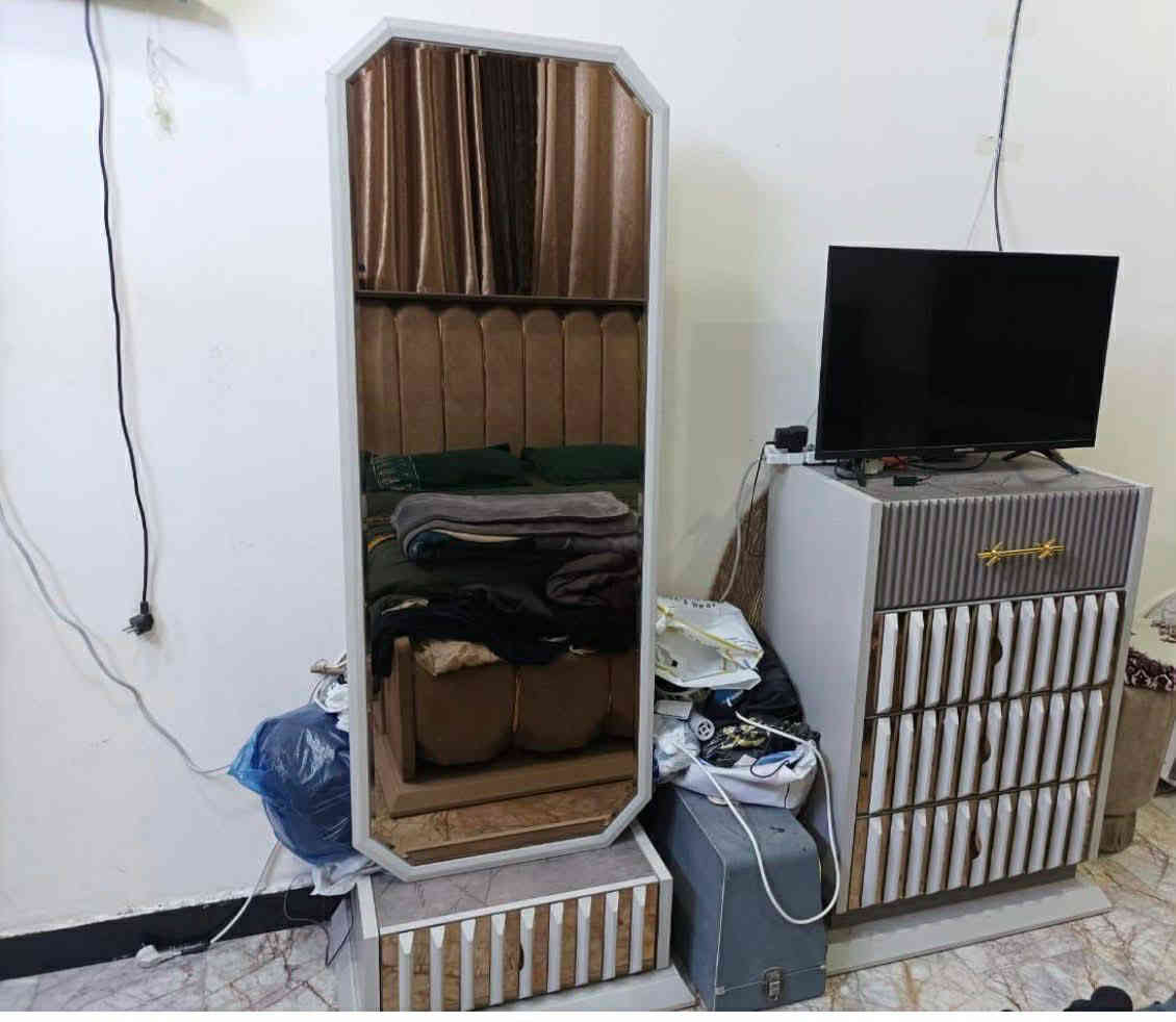 ***********
شراي يراسلني واتساب 
غرفه تركي ٩ قطع 
والله ماخذتها من هوم سنتر
وهي كلش نظيفة ومحافظة عليهة
عنوان بغداد حي العدل
