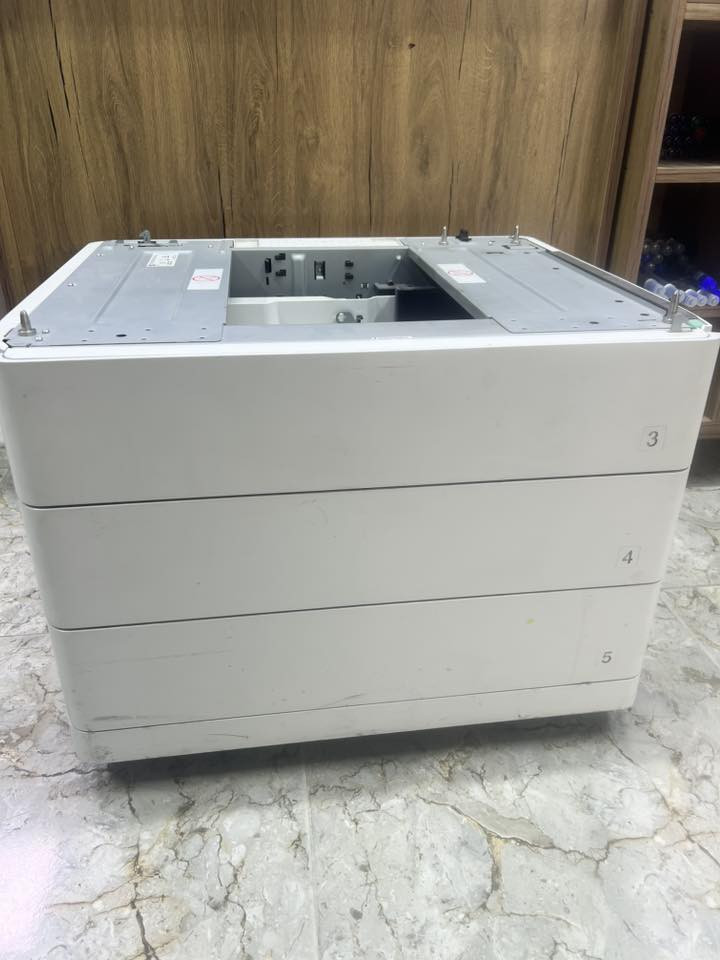 للبيع مجرات طابعة A3 Hp نظيفات كلش 
شغاله مية بالمية اربع مجرات تاخذ جميع الاحجام 
A3/A4/A5/B4

يوجد توصيل لجميع المحافظات 
 للطلب ***********
