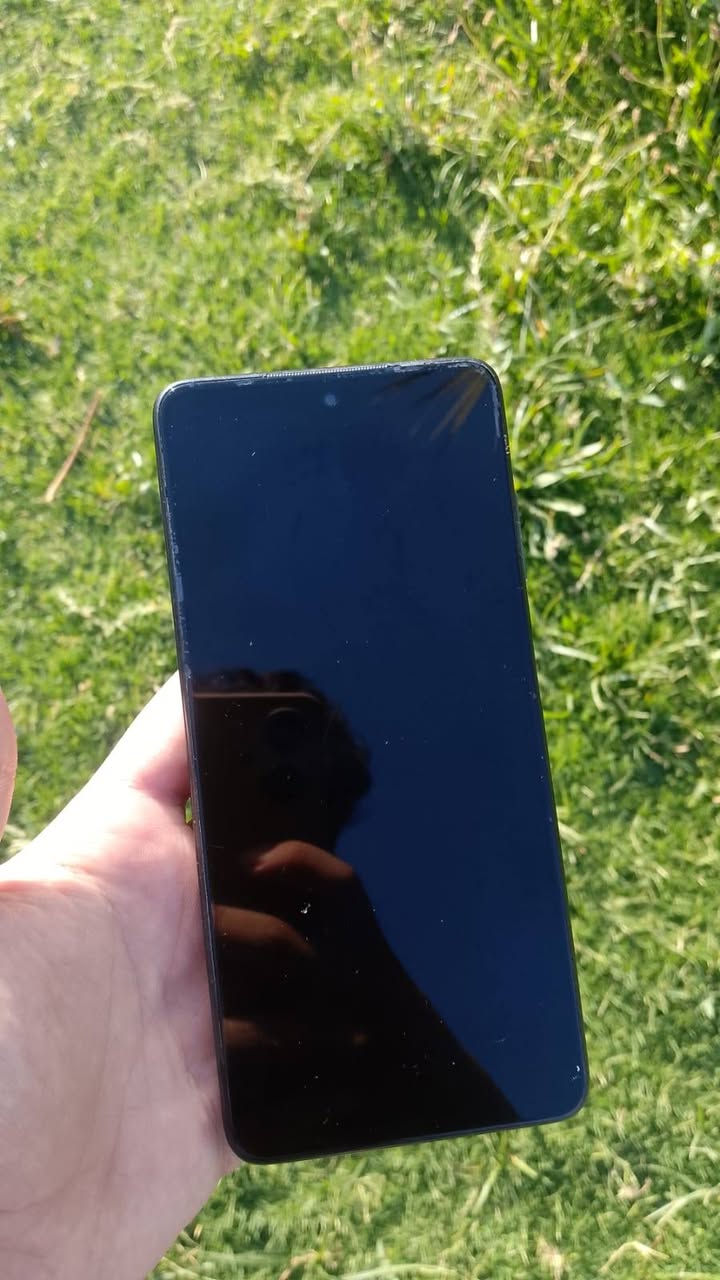 موجود poco x 3 pro
ذاكرة 256
رام 5
معالج 8
فول بل شحن
السعر 130 قفل


**إذا كنت صاحب هذا الإعلان وتريد حذفه لأي سبب، رجاءا أرسل رسالة إلى الدعم الفني**
