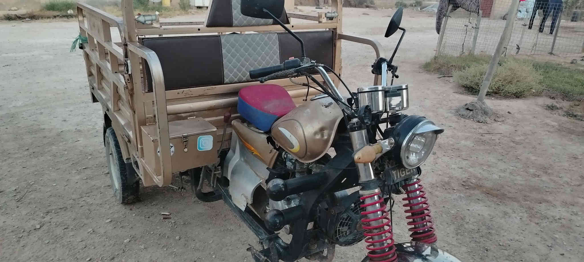 سلام عليكم ورحمة الله وبركاته ستوته للبيع موديل 2020محرك مجفت جديد كهربائيّ كله شغاله وسعر مليون 300وبيه مجال  لتواصل عله هذا رقم ***********
