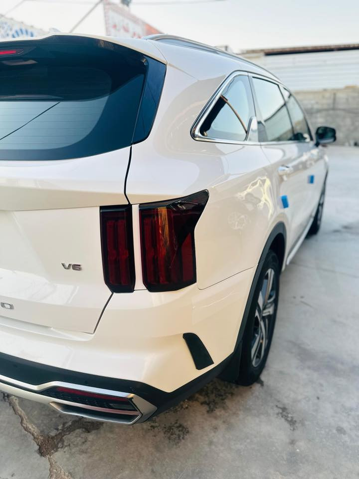 ‏سلام عليكم صور انتو 2021 للبيع مقفولة كفالة عامة رقم أربيل مكان السيارة البصرة الدير ماشي 60,000 السعر دفترين وستين وبيها مجال اتصال الرقم***********
