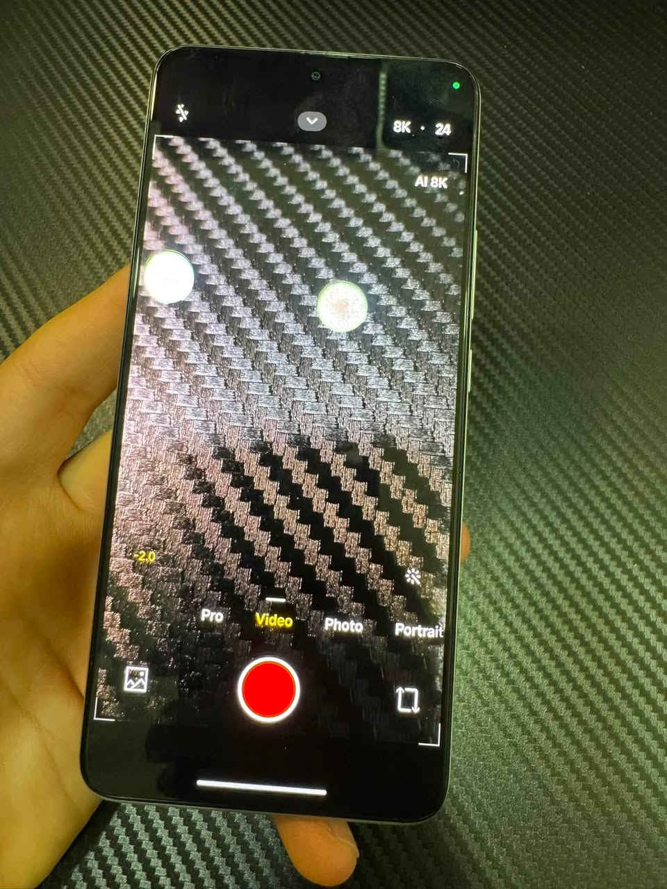 Poco f5 pro للبيع
تقريبا صارله عندي سنتين نسخة عالمية وياه الكارتونه والشاحن ، الجهاز مداخل صاينة ابد تجي تفحصه وتشوف النظافة مالته ، مثل مموضح بالصور بي كرضات خفيفة اثر وكعة خفية 
موصافته:
Amoled 120hz 2k
512gb 12gb ram
Snapdragon 8+ gen 1
 5160 mah 67w
يشغل 120 فريم على اغلب الالعاب 
مكاني بغداد العامرية السعر 250 الف


**إذا كنت صاحب هذا الإعلان وتريد حذفه لأي سبب، رجاءا أرسل رسالة إلى الدعم الفني**