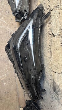 لايت بريوس ٢٤ امريكي اصلي بك لايت بلكن  يوجد توصيل   ٠٧٧٣٣٦٤١٧٨٨