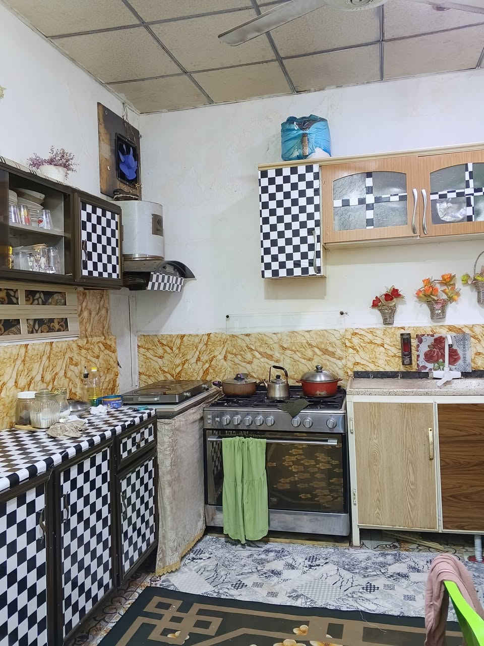 العنوان تنومه كردلان شارع الكرار شارع 10متر تبليط المساحه 90 متر السعر 61 الاستفسار ***********
