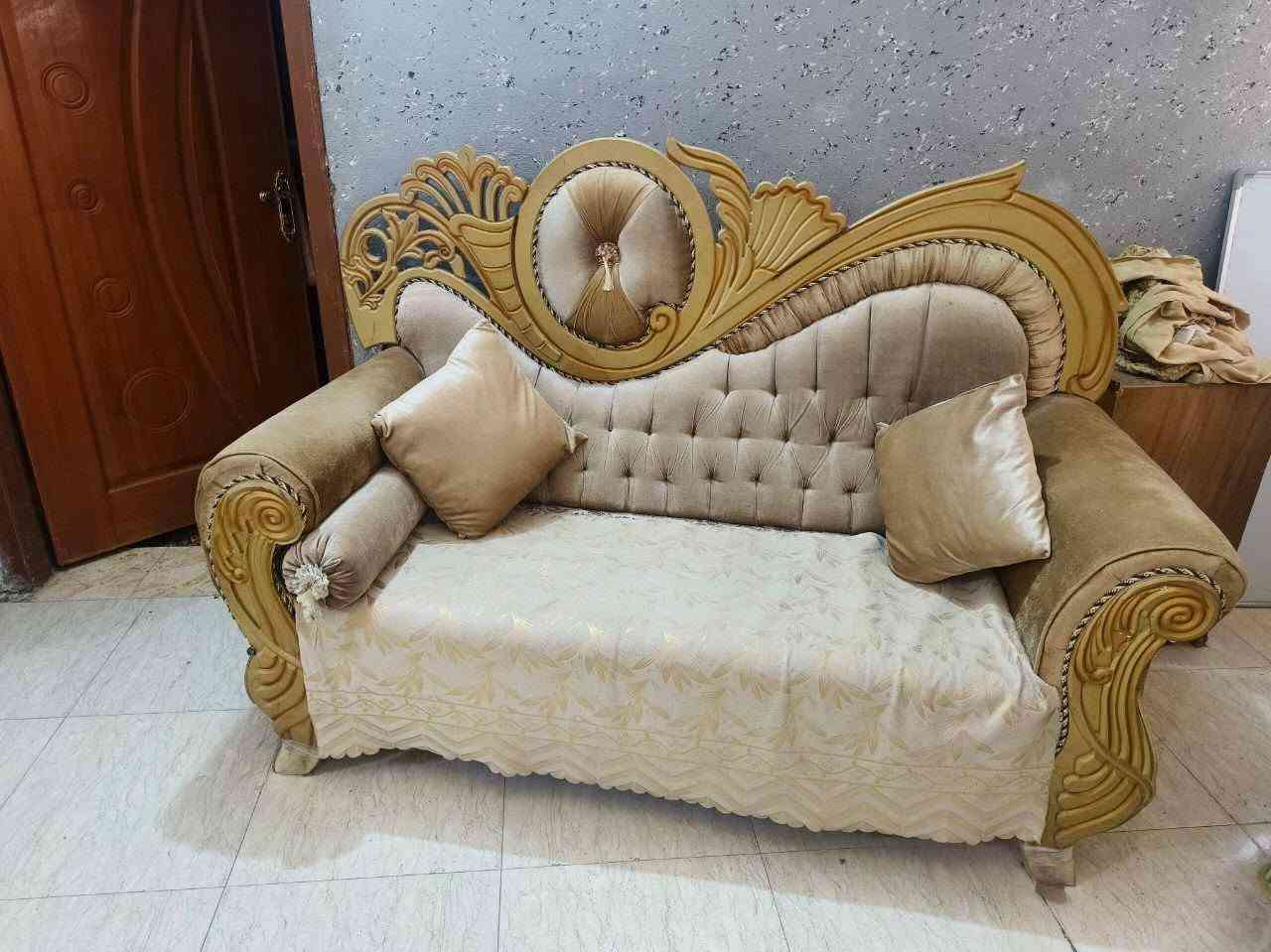 السلام عليكم تخم نضيف جدا للبيع 3قنفات واحده كبيره واثنين وسط وكراسي 2  مكاني بعقوبه   مستعجله ع البيع لضروف خاصه


**إذا كنت صاحب هذا الإعلان وتريد حذفه لأي سبب، رجاءا أرسل رسالة إلى الدعم الفني**