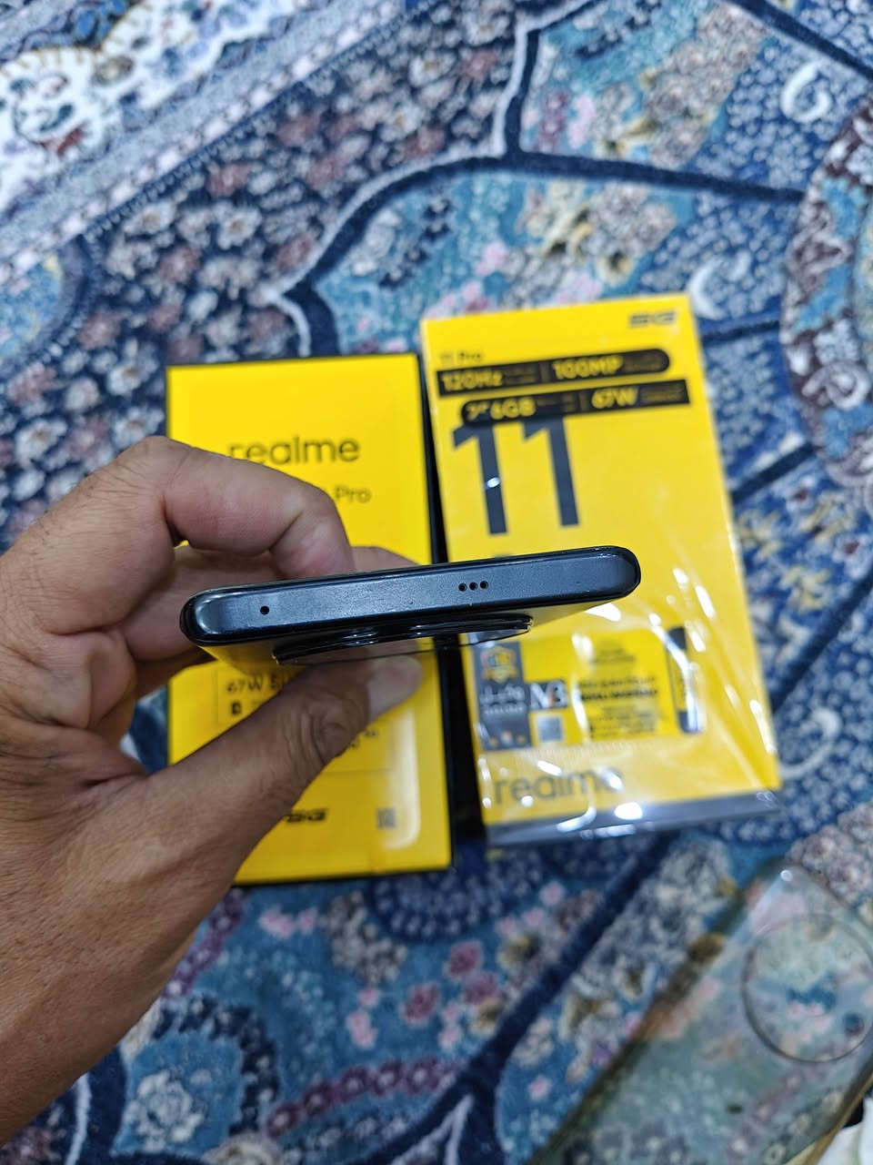 ريلمي 11برو 5G جهاز نضيف كلش ذاكرة 250 للبيع فقط بدون ماراوس مكاني الديوانيه اتصال ***********
