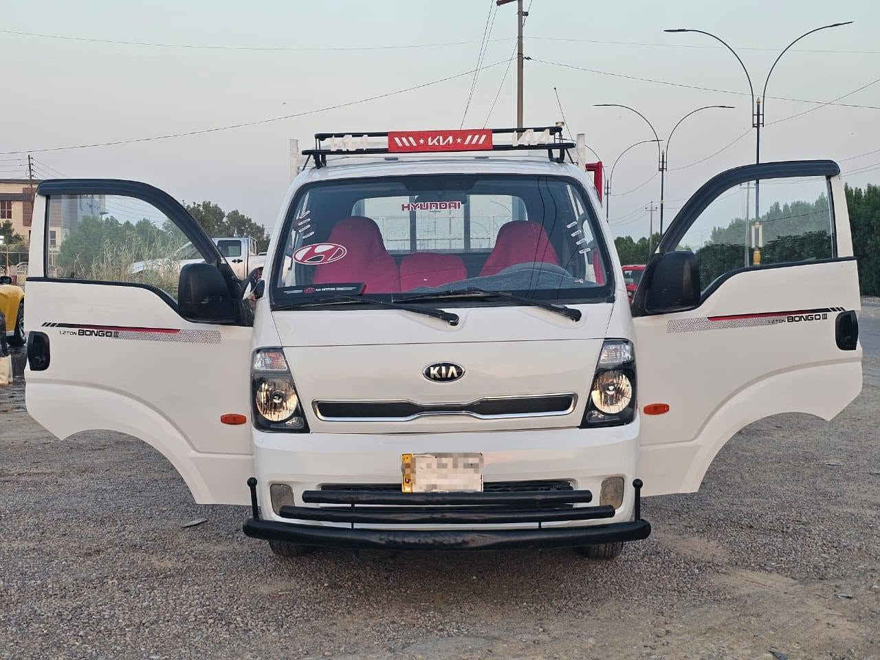 كيه بنكو مديل 18
بيها رقم وسنويه  وحصة كاز بكل المحطات 
وكاله باسم المشتري ام الصوره والباركود
محرك مسكر 7 كير كفاله 
بدي زيرو ومغلف زيرو ومحجر جديد 
حداديه جديده تخم تاير جديد كهربائيات شغاله كلها
شرط سياره احله من الصور
السعر المطلوب 65
العنوان الناصريه قضاء النصر
رقم الهاتف ***********
