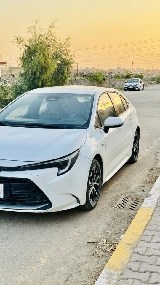 تويوتا كورلا 2024 
رقم اربيل سنويه   و هزة فحص جديد 
ماشية ٥٠ الف فقط 
هايبردHEV  
بدون صبغ السياره حتى الدعاميات كفاله 
بدون حادث بدون صبغ  
مواصفاتها فول
بصمة • سلايد روف • فول تحكم ستيرن • عداد دجتل • اوتو هولد • هاند بريك بصمة • رادار تحديد مسار • شاشة ابل كار بلي • كاميرا دواره • حساس اطارات • مثبت سرعة • تبريد قطعتين. جام اوتو حساس 
مكانها بابل شارع ٨٠ 
*********** واتس اب
السعر ١٤٥ ورقه مجال بسيط
