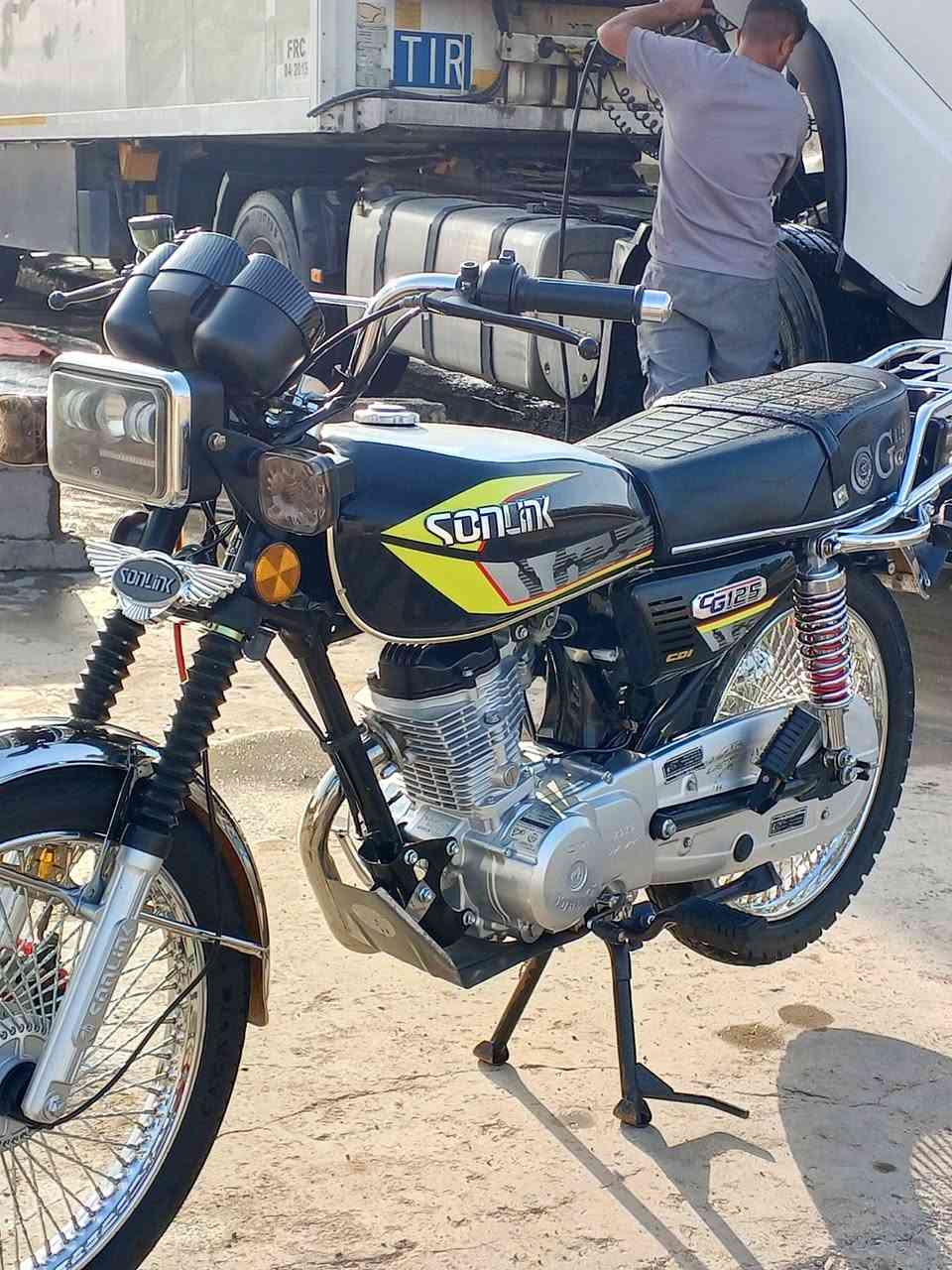 خوش قطعه تايكر 25 4 كير مو 5 كير اوراق 5 كفاله عامه من كلشي شلعه معدل اذا مو 130 متاخذها ***********
