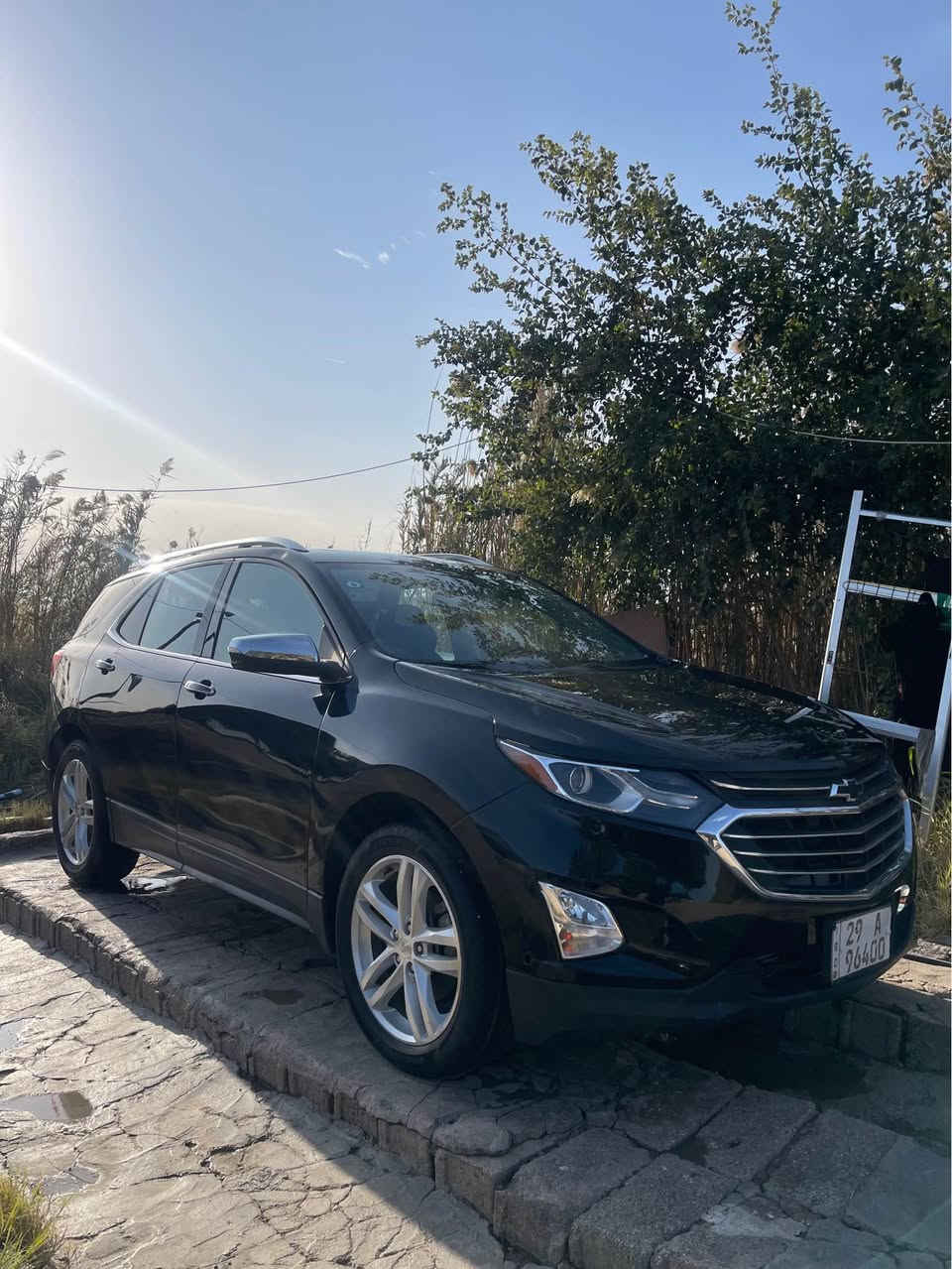 السلام عليكم 
السعر مناسب كلش 
شيفروليت ايكونكس 2018 برايمر فول مواصفات 
مكينة 2000 تيربو 
رقم واسط بأسمي تحويل مباشر  
جاهزة للاخير 
المواصفات : 
1- بصمة 
2-بانوراما 
3-كشنات جلد 
4-جنطة كهرباء 
5-يدات ومري نيكل 
6-اشاير بالمري 
7-كشنات ثنين كهرباء 
8-شاشة اكبر حجم 
9-شحن واير ليس 
10-حساسات 
11-كشنات هزاز 
وبعد اكو مواصفات حلوة 
السعر : 135 ورقة وبيها مجال 
للاستفسار :
*********** دهل اوران, واسط
