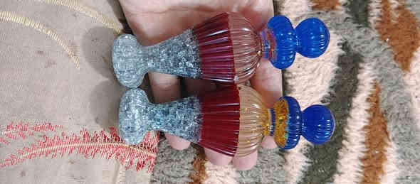 بە ناوی خوای گەورە.. سڵاو بەرێزان ئەم ئەشیانە هەمووی بۆ فرۆشتنە و دەستکاری خۆمە و ئامادەیین بۆ چاککردنی هەموو جۆرە ساعەتێکی دیواری شیرینی خۆری چوکەلیات 
و تەپلەکی جگەرە و سینی و ژیر لیوانی و مەدالیای فسفۆری بە هەر رەنگ و شێوازی دلخواز کە دەتوانین رەسمی خۆت و خۆشەویستانت لە ناو ئەم ئەشیایانەی چاک دەکەم دابنێم دژە شکان و تێکچونن کە بە هیچ مادە و فاس و تێزابیش تێک ناچێت.... رانیە *********** بە ڕێزەوە لە خزمەتدام
