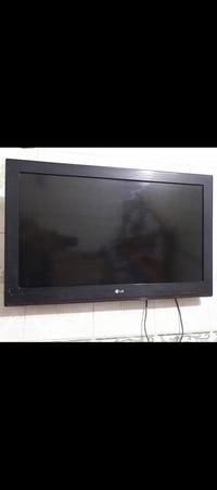 عندي بلازمه للبيع وبشرط عل فحص جديده حجم 42 للاستفسار الاتصال على 0775...