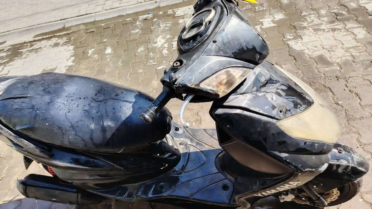 السلام عليكم من رخصه الادمن بسبب الوعود الكاذبه دراجه سكنس فحل شغاله نقص كابريتر فقط السعر 300 وبيه مجال مكاني الحريه الثانيه قرب المدارس
0 7 7 0 5 8 3 0 3 0 9
