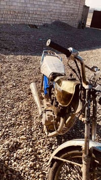 موطور للبيع محرك شقال عايزو دينمه و هندل السعر ١٥٠ و بي مجال مكاني اني...