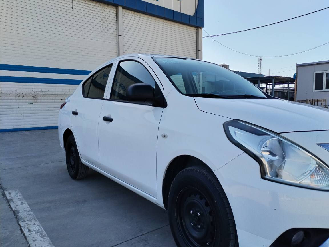 لاکشمیبای، 2016 دەسک ڕەش  195 هەزار km ڕۆشتووە، گێڕ و مەکینە بەشەرت، سەنەوی و ڕەقەمی تا 2028 تازەیە تحویل و غرامە بەشەرت
چاملغی دواوەی سەکن  دوو بست و سنوقەکەی ڕوبعێکی بۆیاخ ی هەیە، لەگەڵ هەنێ سارد
98 $ و مەجالێ برایانە
مشتەری نیت سەر خۆت و منیش مەیەرە ژان
*********** ژ.م كالار, السليمانية
