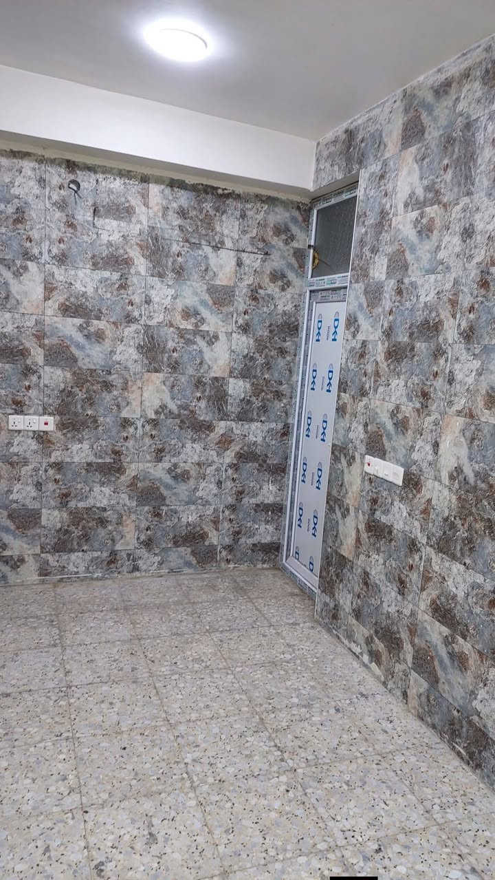السلام عليكم مكتب عقارات الشمس  مقابيل المستشفى التركي !!!
                         بإدارة ((أحمد الگريطي))
                    
    ☎️*********** 
                        ☎️***********

 🏠دار للإيجار مساحه ١٠٠م بناء نضيف طابقين يحتوي على غرفتين وكليدور وصاله ومطبخ ومجمع صحيات وطارمه 

⁦^⁠_⁠_⁠_⁠_⁠_⁠_⁠_⁠_⁠_⁠^⁩⁦(⁠◍⁠•⁠ᴗ⁠•⁠◍⁠)⁩⁦(⁠◍⁠•⁠ᴗ⁠•⁠◍⁠)⁩⁦^⁠_⁠_⁠_⁠_⁠_⁠_⁠_⁠_⁠_⁠^⁩

🌎 الموقع الجزائر مجاور مدرسة الطريق الى المئه 

⁦^⁠_⁠_⁠_⁠_⁠_⁠_⁠_⁠_⁠_⁠^⁩⁦(⁠◍⁠•⁠ᴗ⁠•⁠◍⁠)⁩⁦(⁠◍⁠•⁠ᴗ⁠•⁠◍⁠)⁩⁦^⁠_⁠_⁠_⁠_⁠_⁠_⁠_⁠_⁠_⁠^⁩

💸💰 قيمة الإيجار 400🔐
