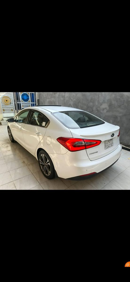 على عشاق سيراتو الجديد موديل 14 مكفوله من الضربه والتبديل والفتح سياره جديده ماشيه 100 فول مواصفات بصمه تشغيل وبصمه ابواب رقم بغداد سياره جديده بمعنى الكلمه محرك وكير شرط مامفتوحات تبريد تدفيه استخدام نازك السعر 130 ***********
