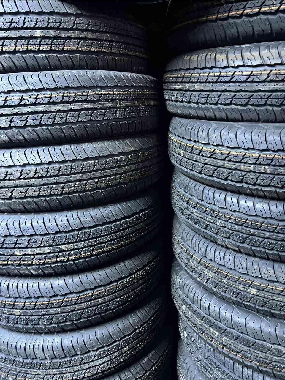 السلام عليكم وصل تايرات ياباني اصلي دلوب قياس 195/15 انتاج25 سعر بلاش زوج 160 الف متوفر جمله مفرد يوجود توصيل 
***********
