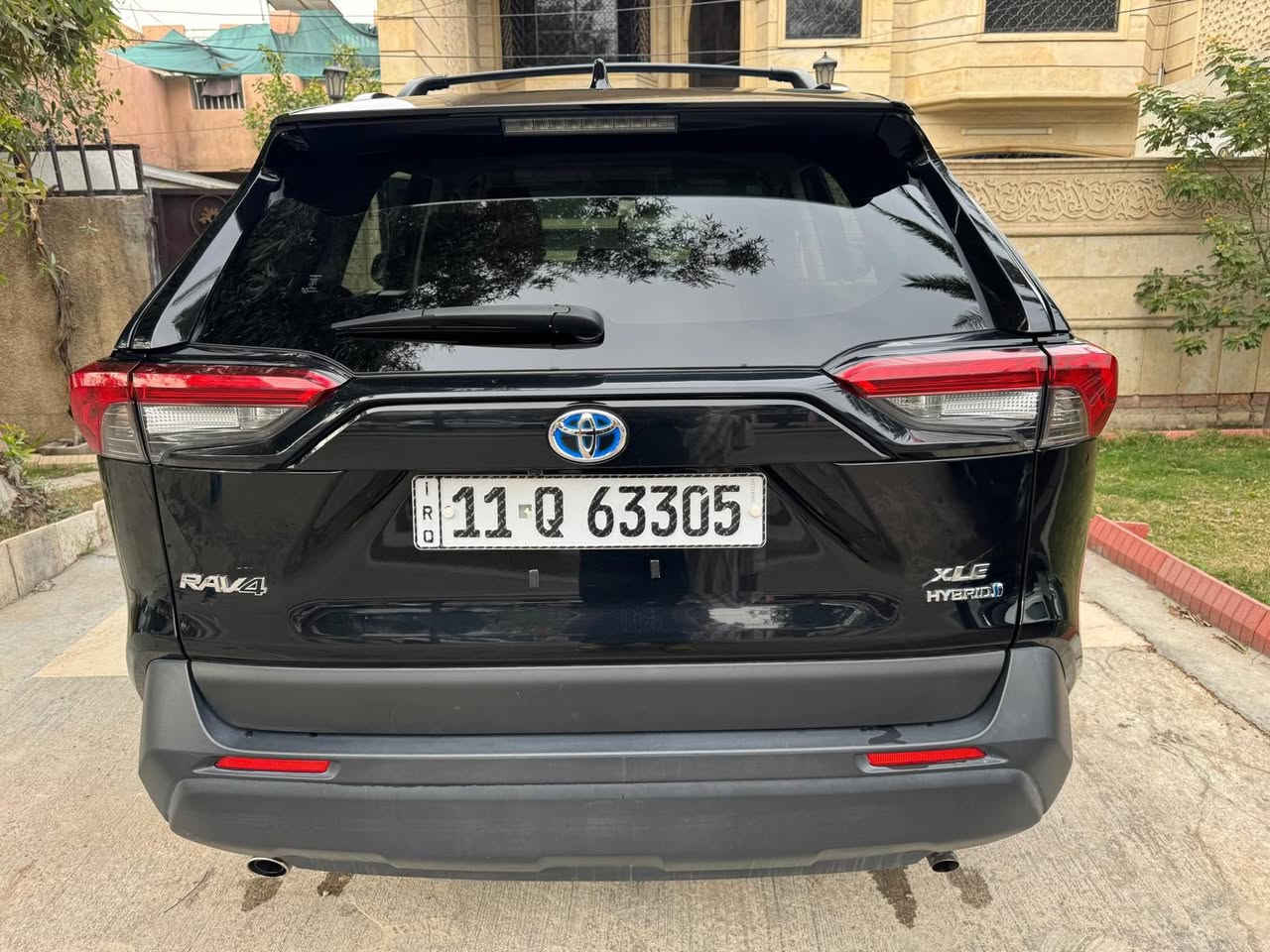 بسم الله ما شاء الله
تيوتا راف4 هايبرد موديل 2022 بدون حادث 
دفع رباعي AWD
رقم بغداد دولي
محرك 2500 هايبرد / لون اسود
وارد امريكي / مواصفات LE
عداد المسافة (49 الف كم) فقط
السعر (25000) دولار قفل
التحويل ثاني يوم

***********
