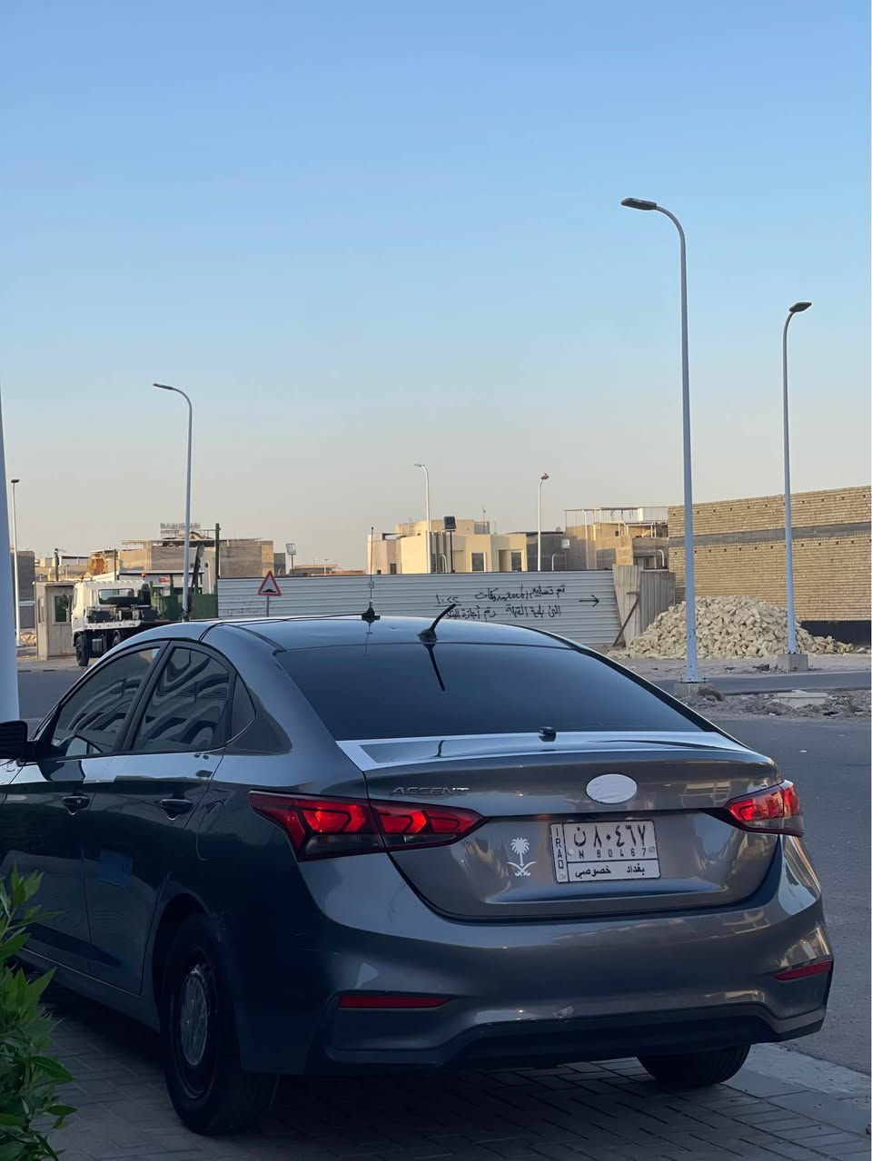 يالله السلام عليكم للبيع اكسنت مديل 2019 وارد امريكي حادثه من امريكا بس دعاميه فقط وبالعراق صار بيهه بارد ع كد شبر بطرف البنيد باقي السياره كفاله رقم بغداد راعيهه بالبصره ماشيه 85 مكينه مامفتوحه جديده سبيرها مانازل مال جناي مامتعوبه تبريد حداده طخم تاير كله ع وضع الشركه شاشه كامره دواره تحكم استرين جهتين مثبت سرعه سبورت لايت زنون كلش حلوه السياره وجاهزه الف ماتصرف عليهه سعرها 108 وهاذه رقم راعيهه مكان السياره البصره *********** البصرة, العراق
