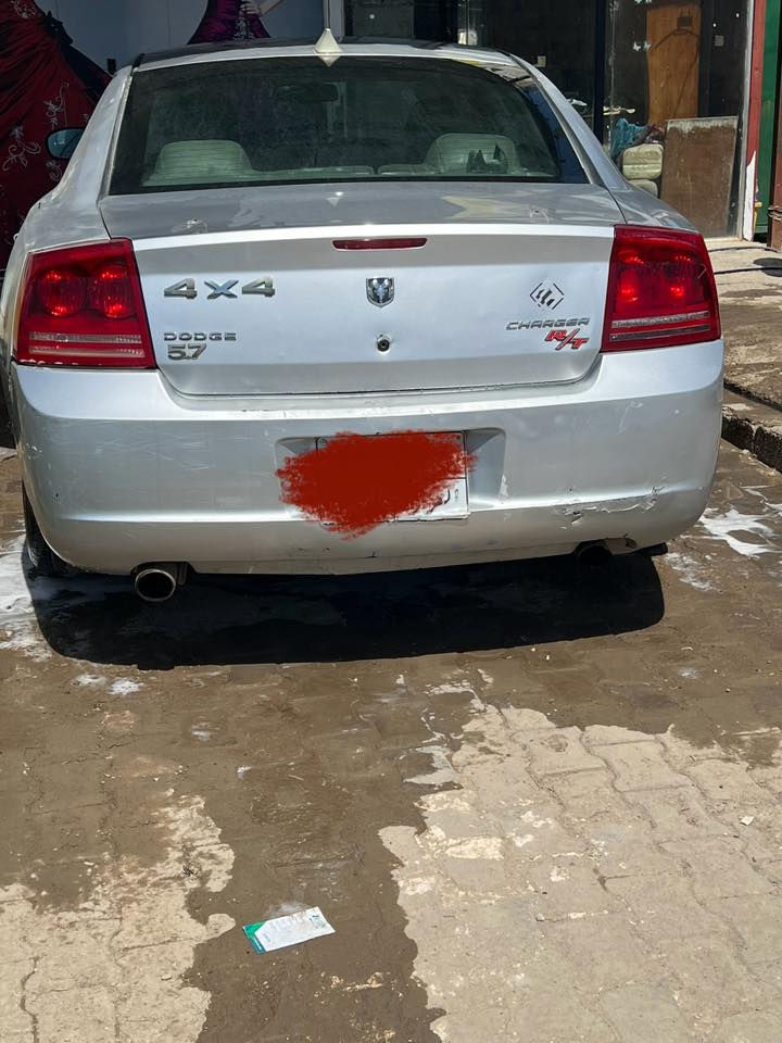 مكانها بغداد  فقط بيع جارجر 2010 سياره جاهزه الأخير بس تبريد ماعرف شبي مكينه 5700 هيمي بلايلون كير كفاله مكينه وكير كفاله تحكمات استيرن كشنات تدفه تحكمات كشنات ارقام اربيل سنويه 2024 منتهيه تخم تاير صدر امامي خلفي بلايلون شاشا جبيره كصه جنطه السعر 37 وبيها مجال شي قليل الستفسار ***********
