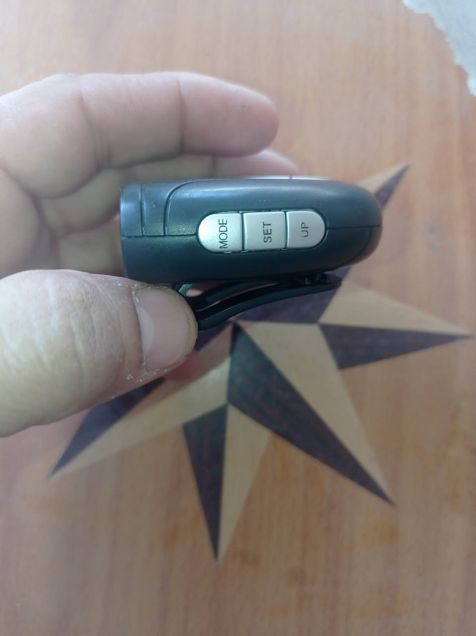 السلام عليكم راديو وساعه بنفس الوقت سحب قوي جدا السعر 20 معه التوصيل


**إذا كنت صاحب هذا الإعلان وتريد حذفه لأي سبب، رجاءا أرسل رسالة إلى الدعم الفني**