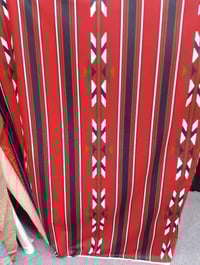 شامو ثقيل • لون أحمر • متوفر ألوان