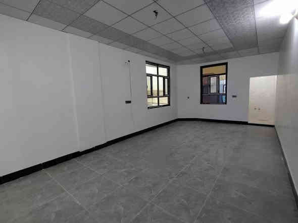 🏡دار للبيع🏡
المساحة:200 متر مربع
عدد الطوابق:طابقين
نوع السند:#طابو_زراعي_سند_٢٥_أقرار
السعر:(155) مليون دينار #قابل_للتفاوض

تفاصيل الطابق الأول:
غرفتين
صالة
مطبخ 
صحيات عدد 2
استقبال
كراج كبير/مكشوفه 2

تفاصيل الطابق الثاني:
غرفتين + سويتات (كل غرفة بحمام)
صالة
سطح
مطبخ شتايكر

الميزات:
ماء
كهرباء
قريب من: سوق/مدارس/تبليط #عرض_20

الموقع:🏡 (#توجد_جميع_المساحات)
نجف/شارع الصب عمود 335
شارع جسر الشهداء
 #ملاحضه_يبعد_عن_الجسر90متر

للتواصل:

***********وتس
